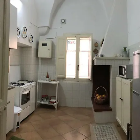 Ferienhaus Portaterra Antica Dimora Scorrano (Apulia)